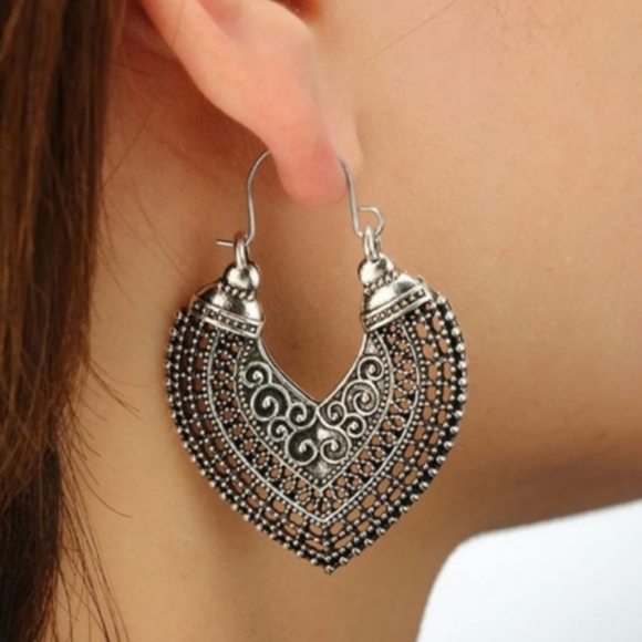 Big Filigree Heart Hoop Earrings Silver Bohemian Tribal Indie Boho Huggie Hoops - Picture 6 of 8